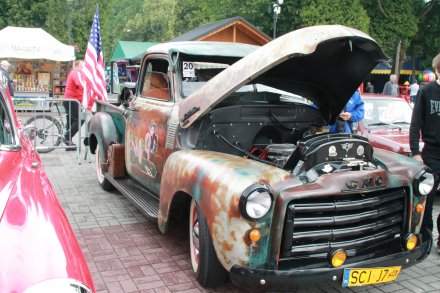 Fragment "Święta Sąsiada" - VI Rajd Retro po Sąsiedzku